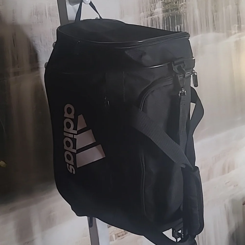 New! Adidas black sporty duffle oversized travel bag